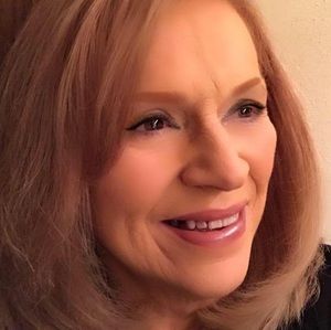 Meet your Posher, Cindy